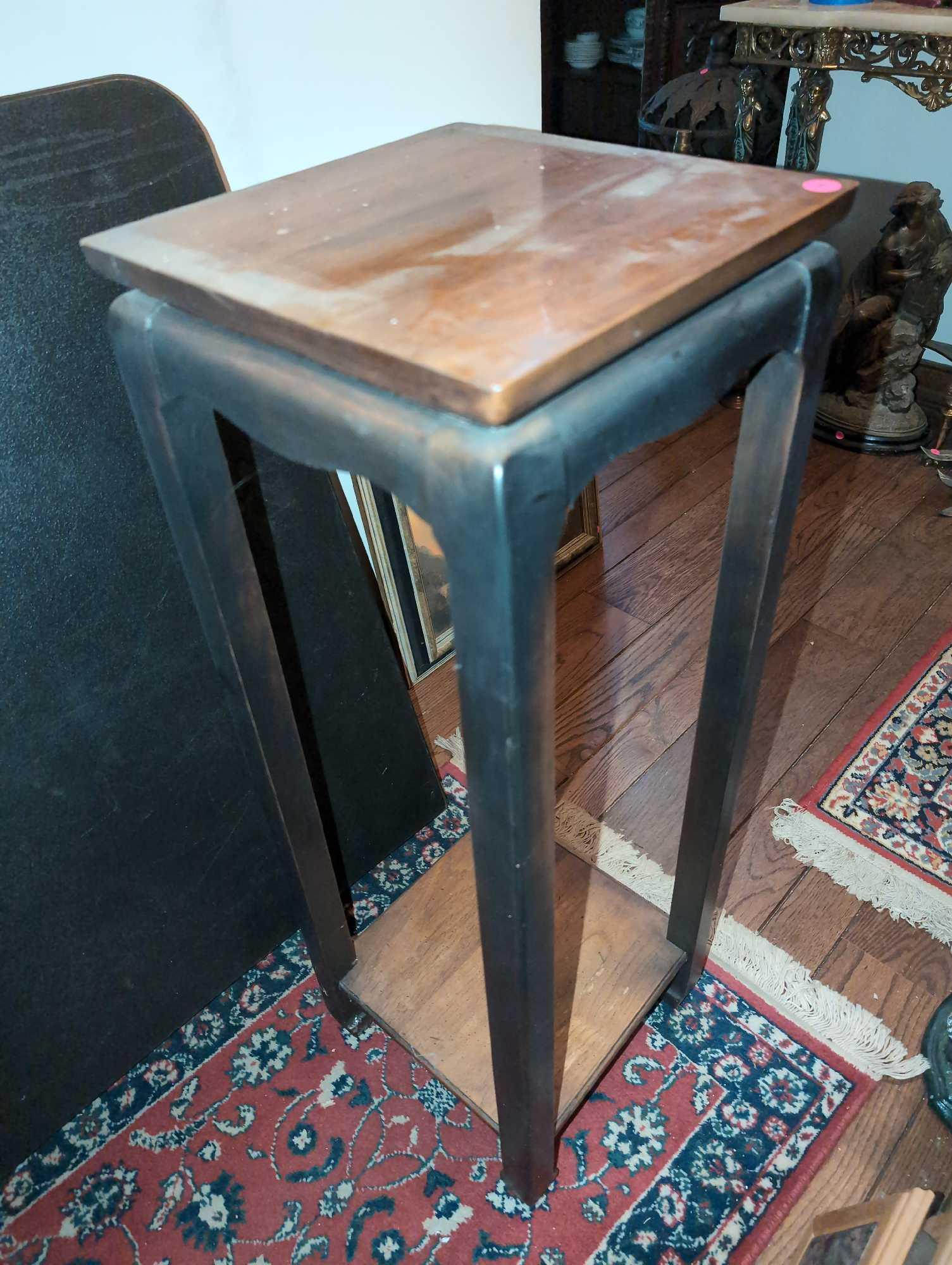 (LR) LANE MAHOGANY MID CENTURY MODERN PLANT STAND. MARKED ON THE BOTTOM. IT MEASURES APPROX. 12"W X