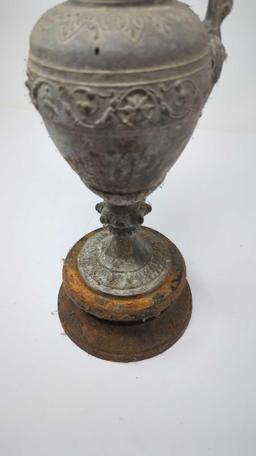 (FOY) ANTIQUE CAST IRON EWER, TOP HAS NO HOLE, HANDLE HAS SOME MINOR DAMAGE, 15 7/8"H, 5 1/8"D