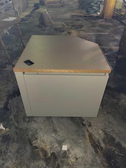 Metal Desk $30 STS