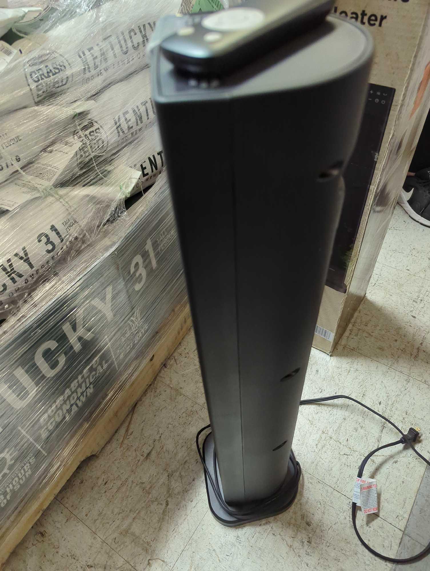 Pelonis 30 in. 1500-Watt Digital Tower Ceramic Heater, Appears to be New Retail Price Value $100