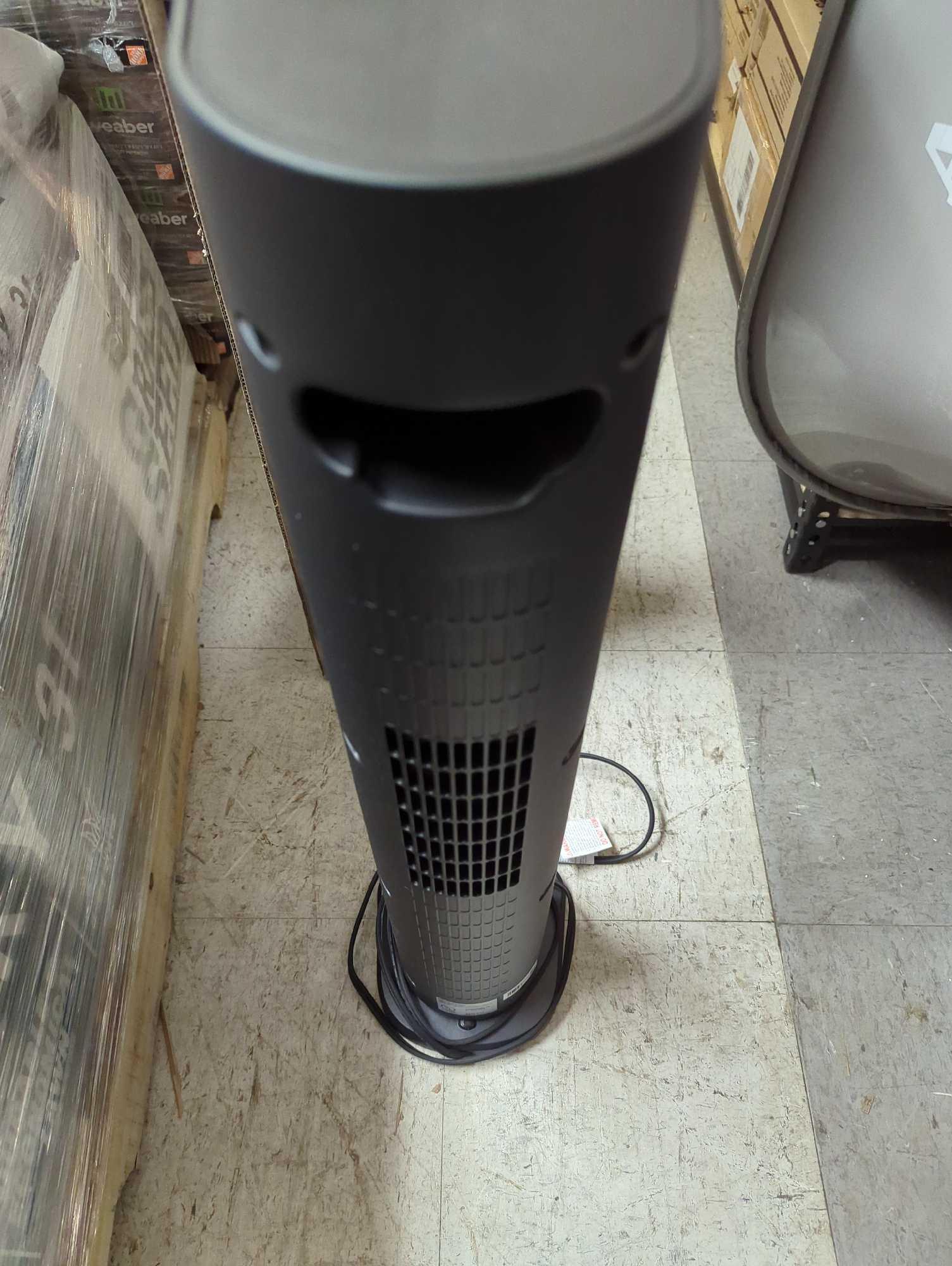 Pelonis 30 in. 1500-Watt Digital Tower Ceramic Heater, Appears to be New Retail Price Value $100