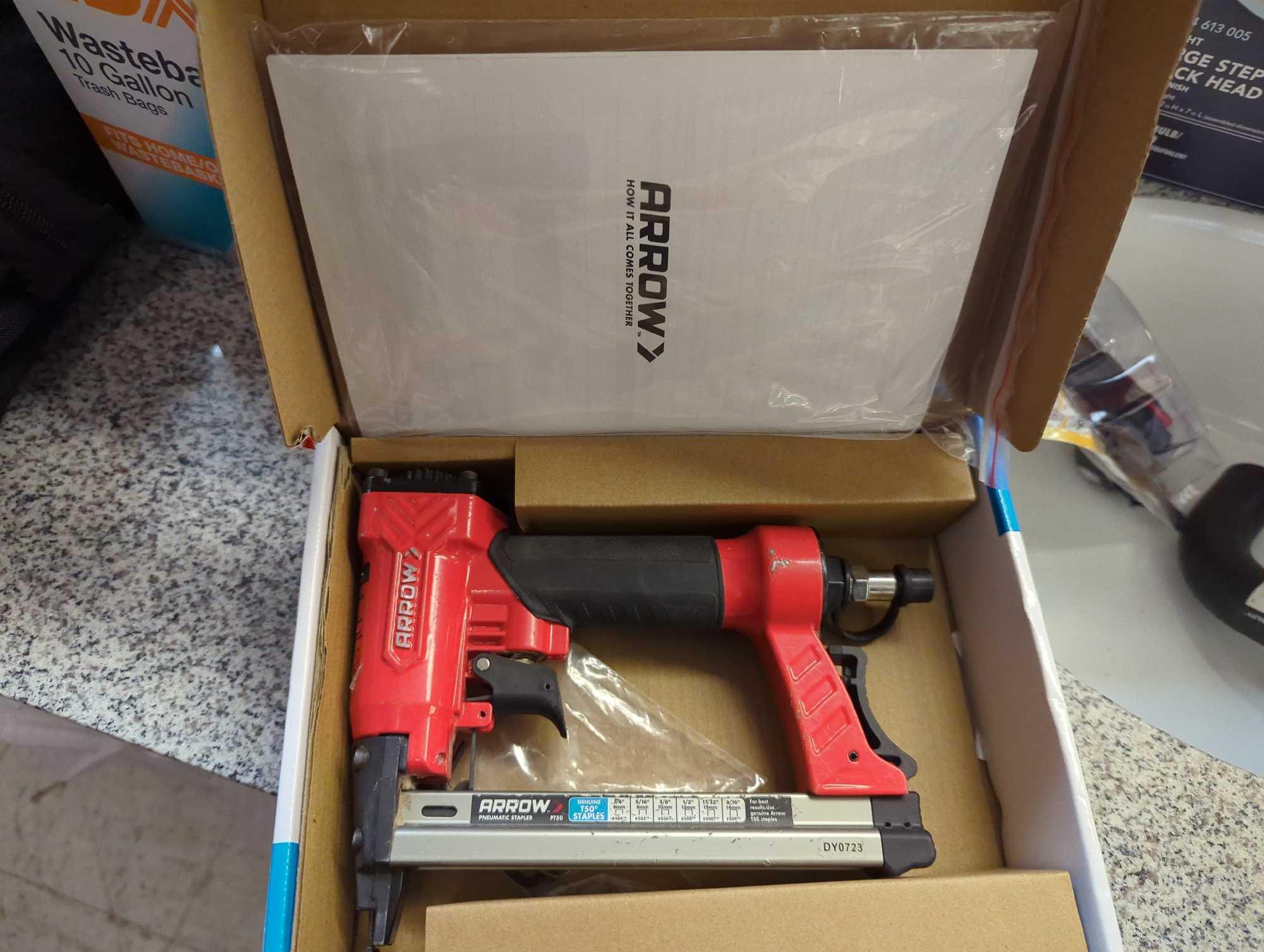 Arrow PT50 Pneumatic Staple Gun, UNIT APPEARS USED, UNTESTED, OPEN BOX MSRP 39.27