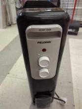 Pelonis 1,500-Watt Oil-Filled Radiant Electric Space Heater with Thermostat, Appears to be New in