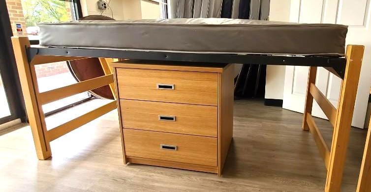 Bedroom Furniture $10 STS