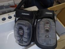 Husky Gel Pro Easy Flex Hinged Kneepads, Retail Price $50, Appears to be New, No Box, What You See