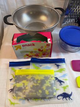 Kitchen lot: strainer, hand towels, mixing spoons, reusable bags, grater, utensils, etc.