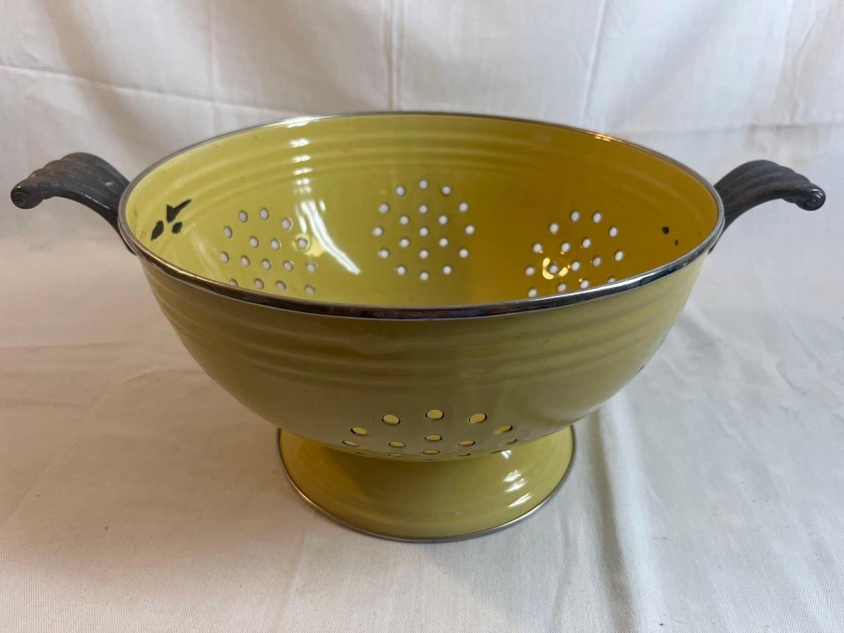 Vintage Yellow kitchen colander strainer