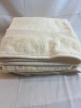 Set of pale yellow bath towels