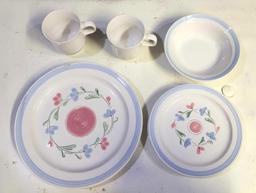 International Table Dinner Set $5 STS