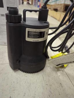 Everbilt 1/6 HP Plastic Submersible Utility Pump, Appears to be Used in Open Box Retail Price Value