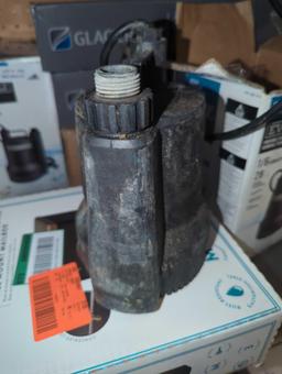 Everbilt 1/6 HP Plastic Submersible Utility Pump, Retail Price $109, Appears to be Used, What You