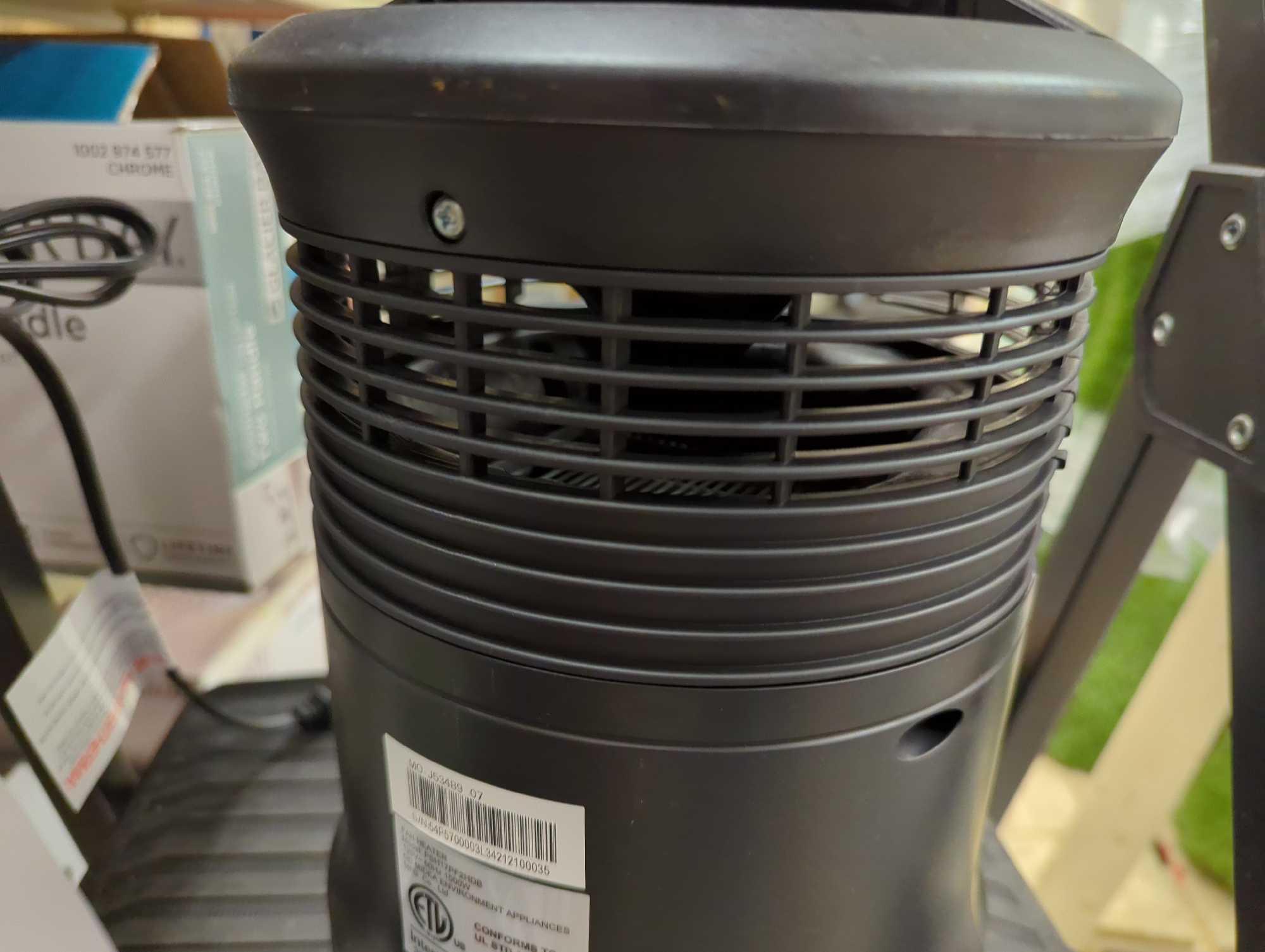 (Has Some Broken Pieces) Pelonis 1500-Watt 360... Surround Fan Heater, Appears to be New in Open Box