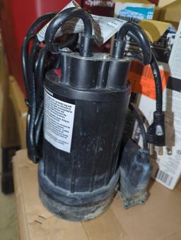 Everbilt 1/3 HP Automatic Utility Pump, Retail Price $156, Appears to be Used, What You See in the