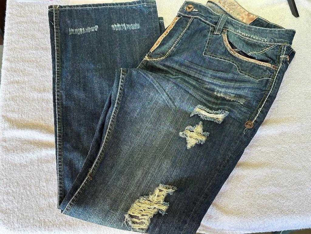 Antik Denim Mens Size 40 Gently Worn