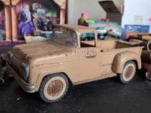 (LR) VINTAGE TONKA TOYS TAN METAL PICKUP TRUCK. 13"W X 5-1/4"D X 5-1/2"T. SLIGHT RUST/SCRATCHES.