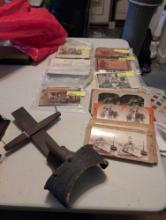 (BR2) LOT TO INCLUDE AN ANTIQUE STEREOSCOPE WITH ANTIQUE CARDS, MISC. VINTAGE POST CARDS, ETC.