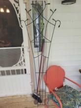 Vintage Iron Trellis $1 STS