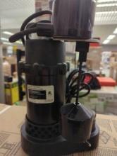 Everbilt 1/4 HP Aluminum Sump Pump Vertical Switch, Appears to be New in Open Box Do to Being In