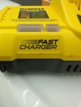 (No Battery) DEWALT 20V MAX Lithium-Ion Fan Cooled Fast Battery Charger No Battery, Appears to be