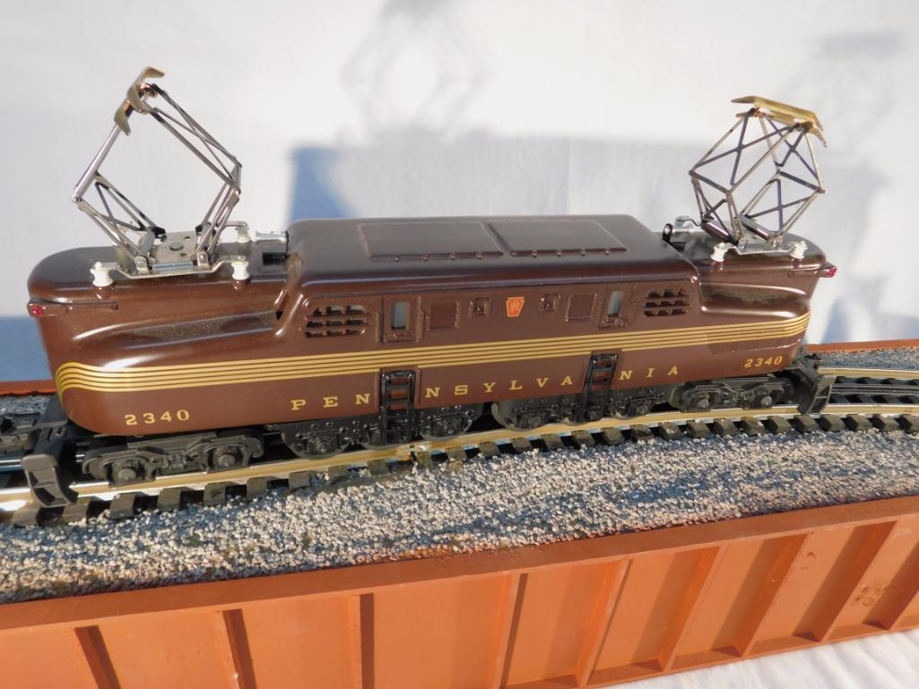 Lionel No. 2340 GG-1 Pennsylvania Locomotive