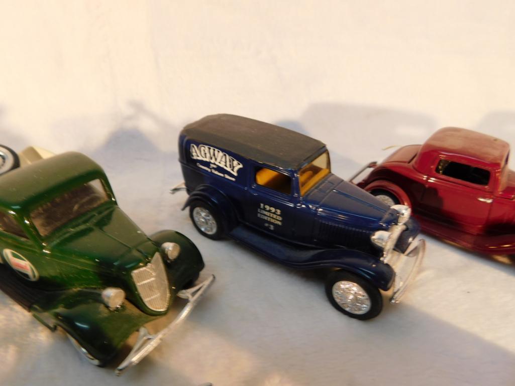 Vehicles of the 1950s in 1:43 scale 9 Cars and Trucks