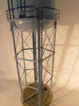 Grabowsky City Water Tower "O" Gauge Used