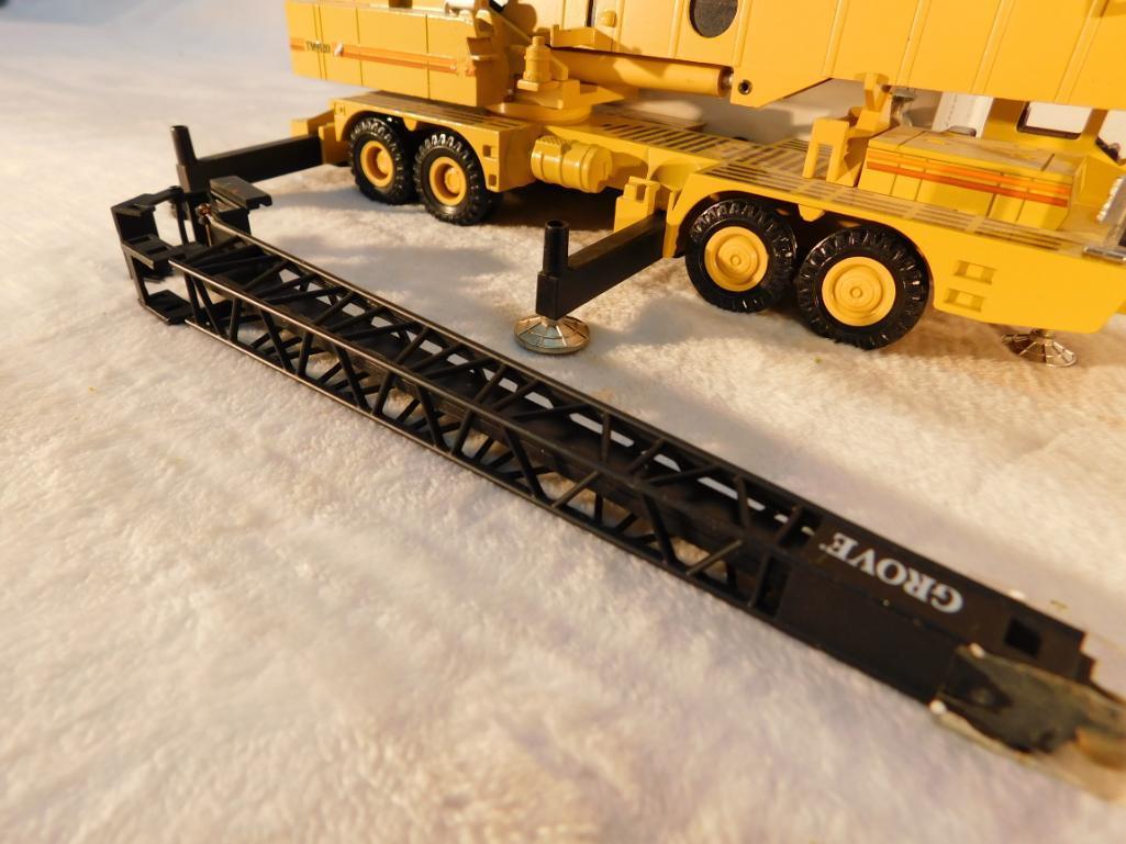 Grove TM9120 Carrier Mounted Hydraulic Crane Boxed. "O" Gauge Used