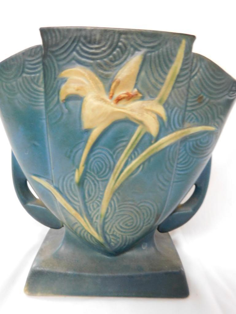 Roseville Double Handled Lily Fan Vase