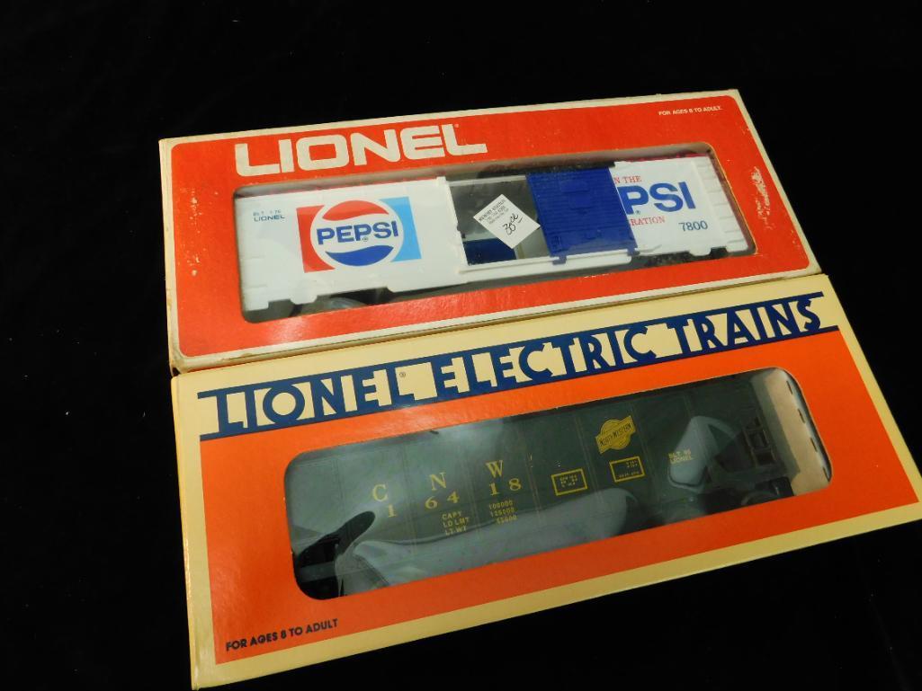 Lionel #6-16418 and 6-7800 Chicago and North Western Boxcar and Pepsi Boxcar 2 Pieces