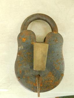 Large and Heavy Metal Padlock with Key