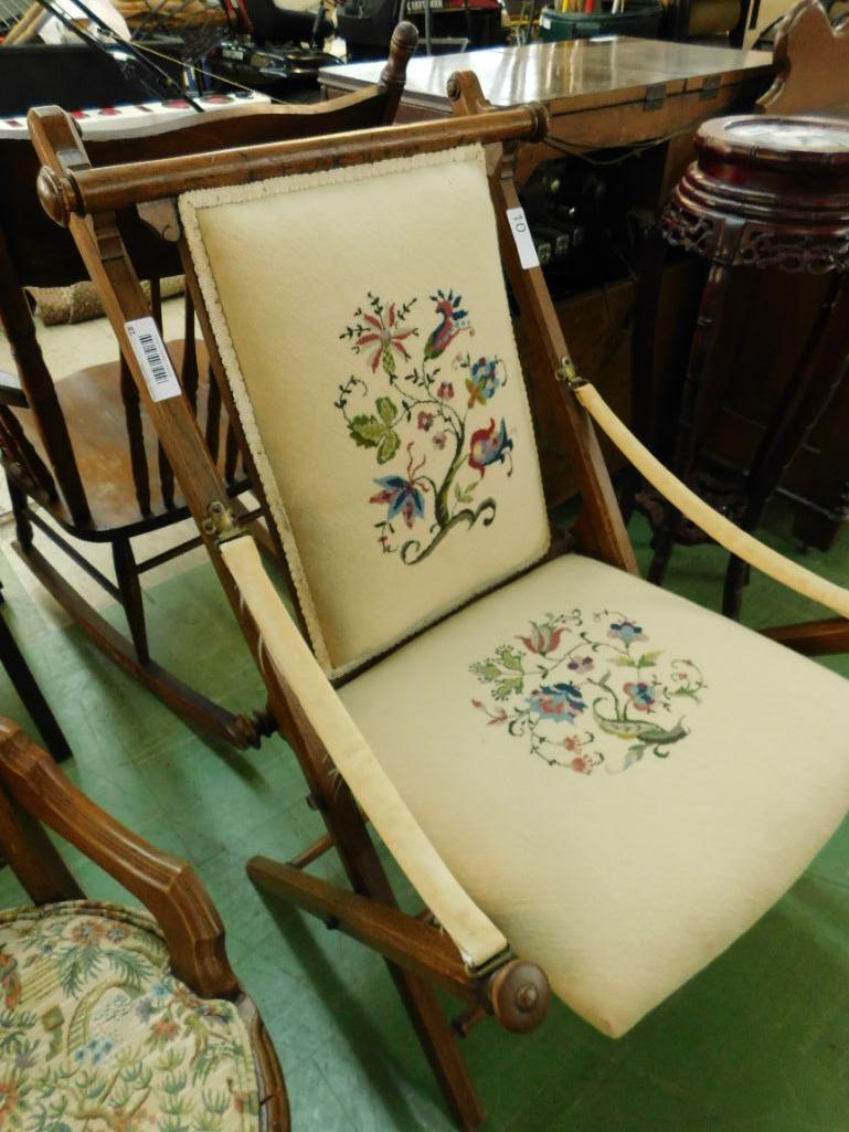 Upholstered Folding Chair