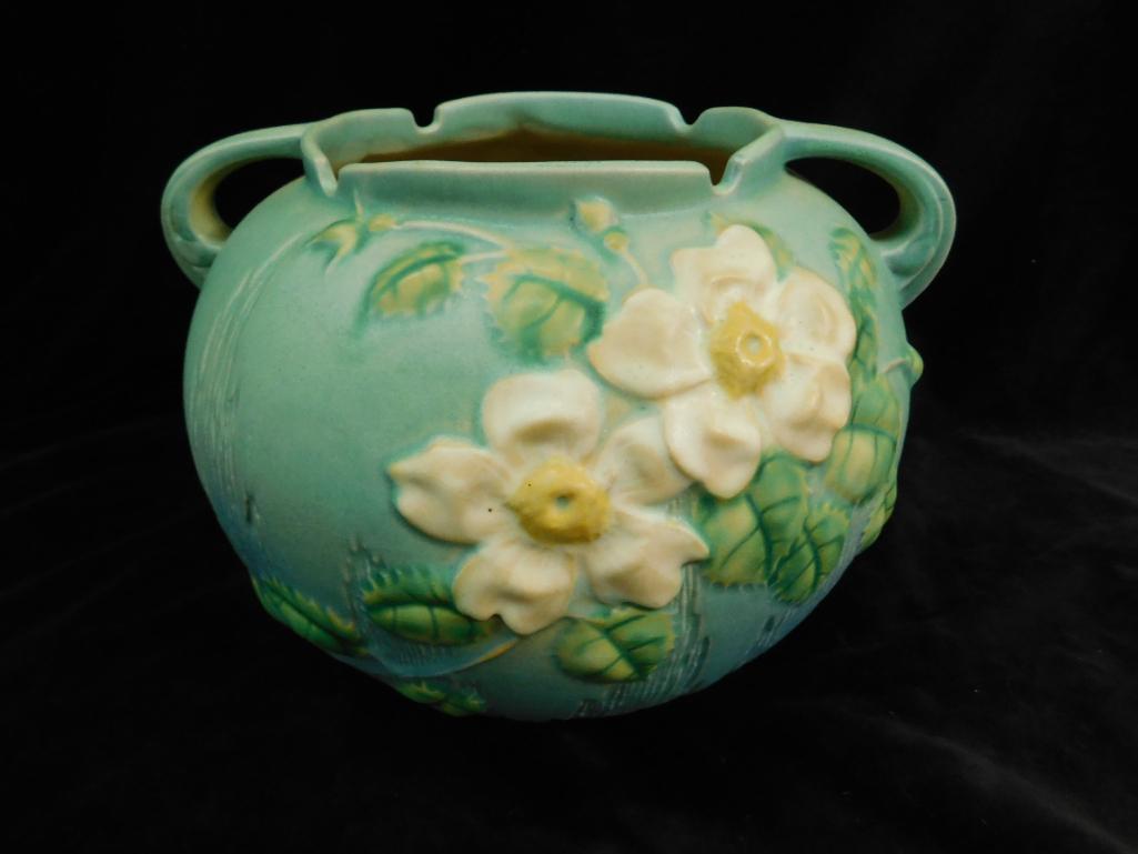 Roseville Pottery - Double Handled Pot / Bowl - White Rose Pattern - Blue - 388-7