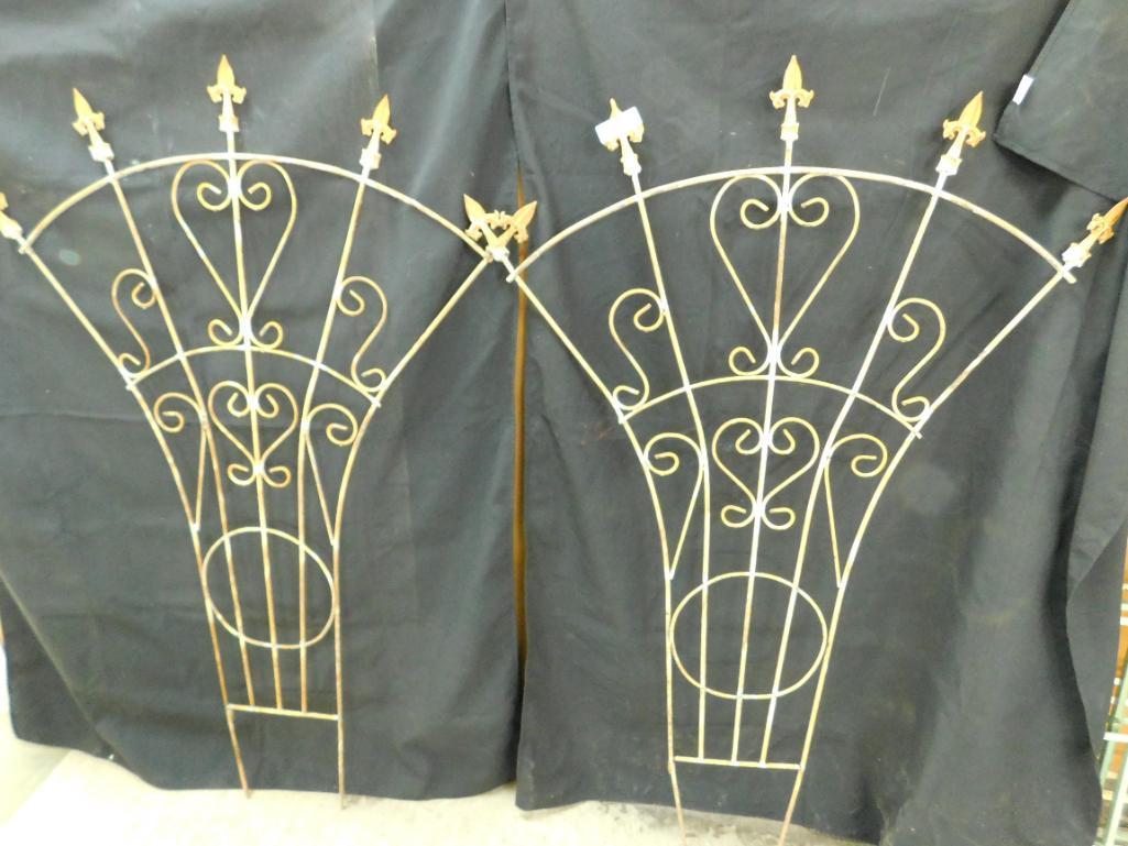 Wrought Iron White Shabby Painted Fan Trellis