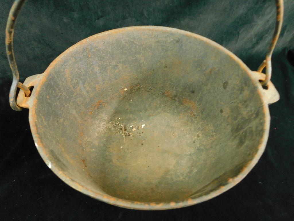 Small Cast Iron 3 Footed Pot with Handle