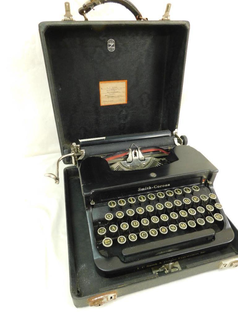 "LC Smith and Corona" - Smith-Corona Vintage Typewriter in Case