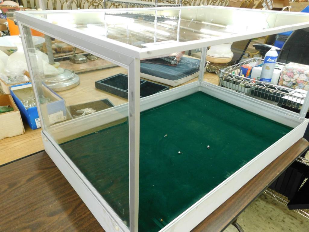 Aluminum and Glass Table Top Display Cabinet - Open Back - 18" x 34" x 22"