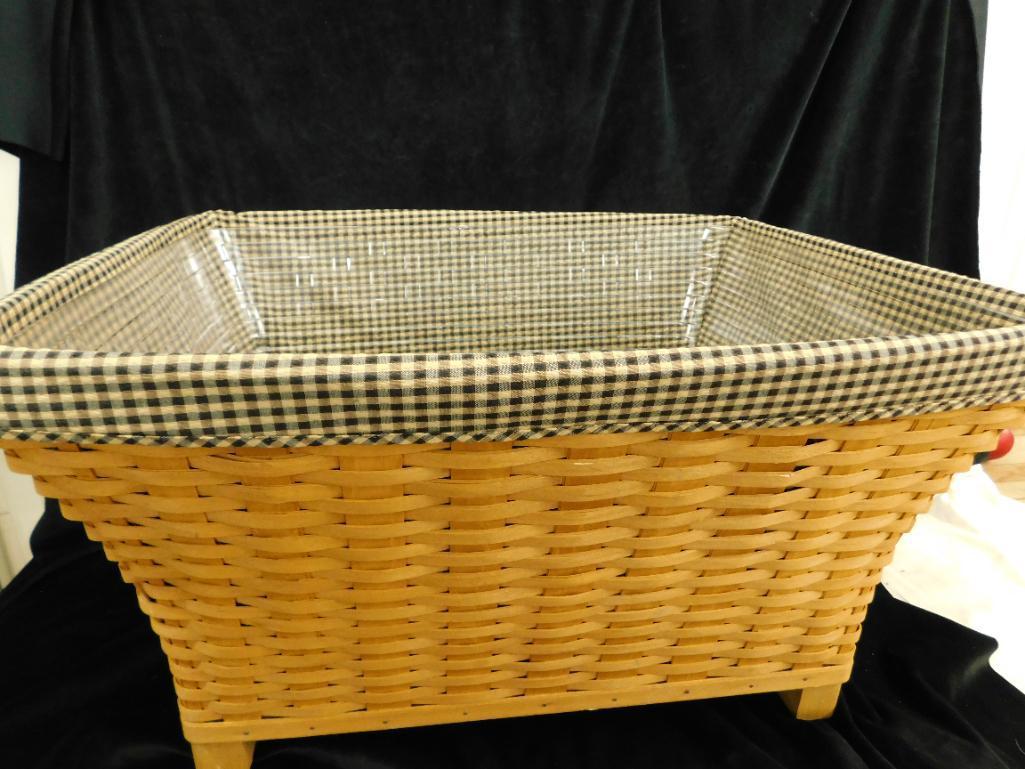 Longaberger Basket - Footed Open Large Basket with Liner - 14" x 26.5" x 21"