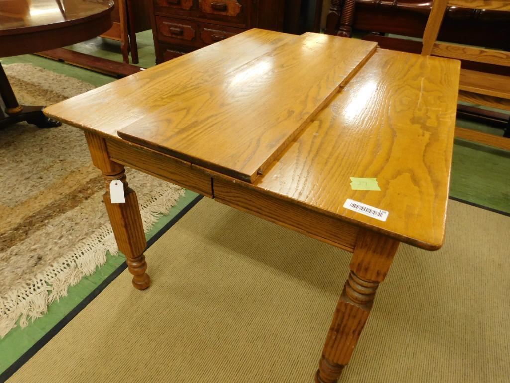 Oak Kitchen Table with 1 Leaf