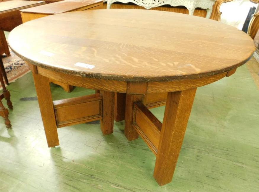 Mission Oak Round Table