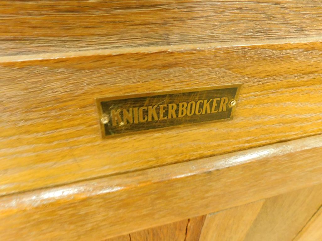 Knickerbocker Oak Ice Box