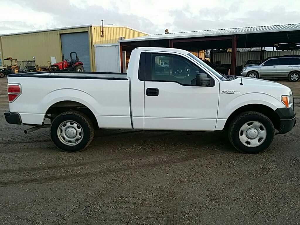 2010 Ford F150 XL Pickup Truck