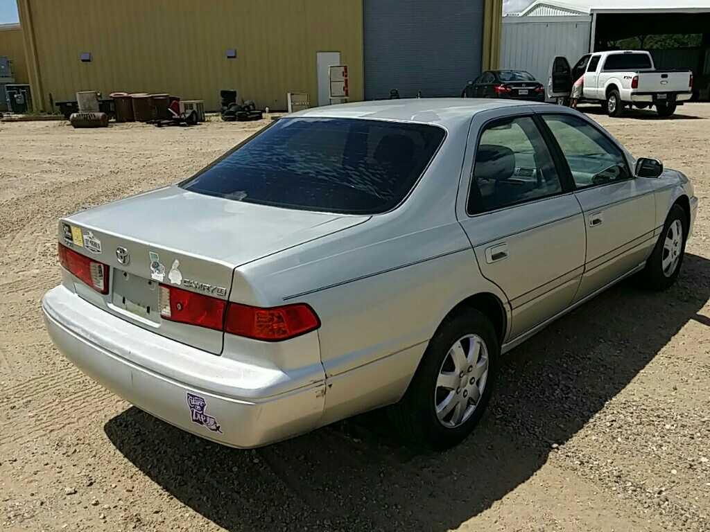 2000 Toyota Camry