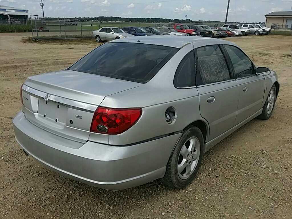 2003 Saturn L300 ***SALVAGE TITLE***