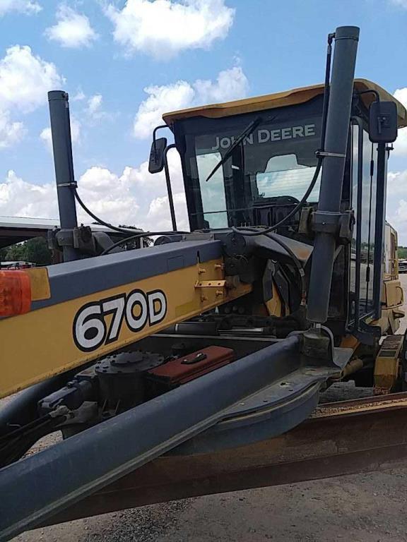 2008 John Deere 670D Motor Grader