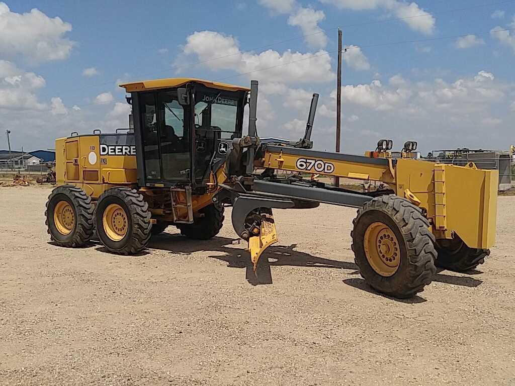 2008 John Deere 670D Motor Grader