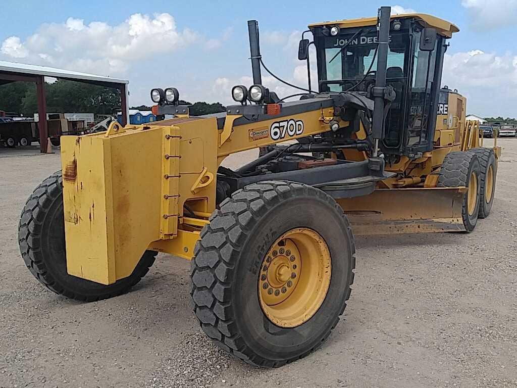 2009 John Deere 670D Motor Grader