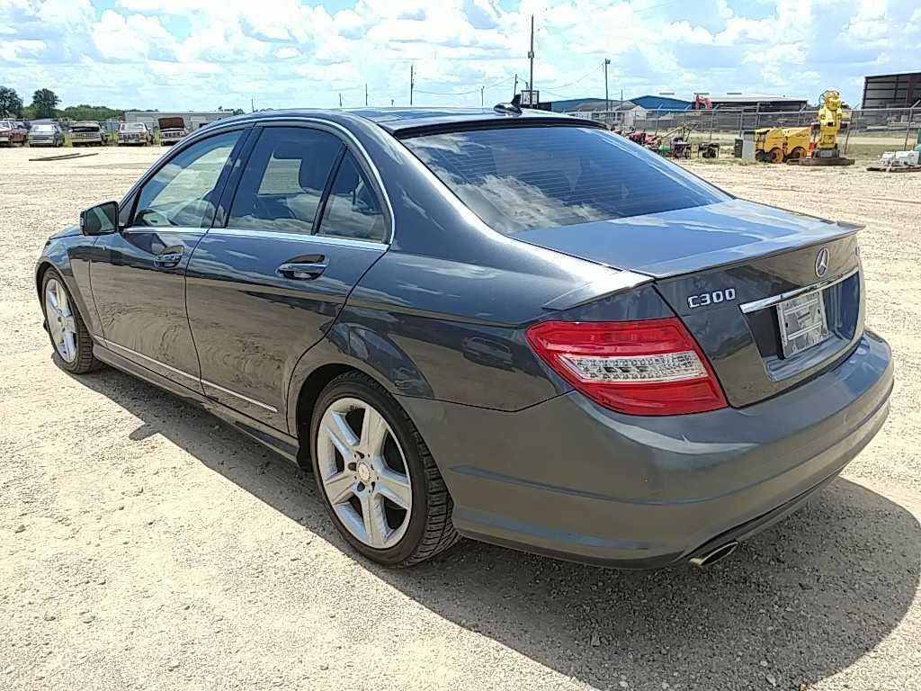 2010 Mercedes C300 4 matic