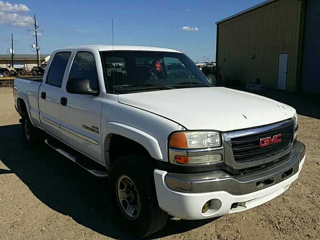 2006 GMC 2500 HD 4x4 Pickup Truck