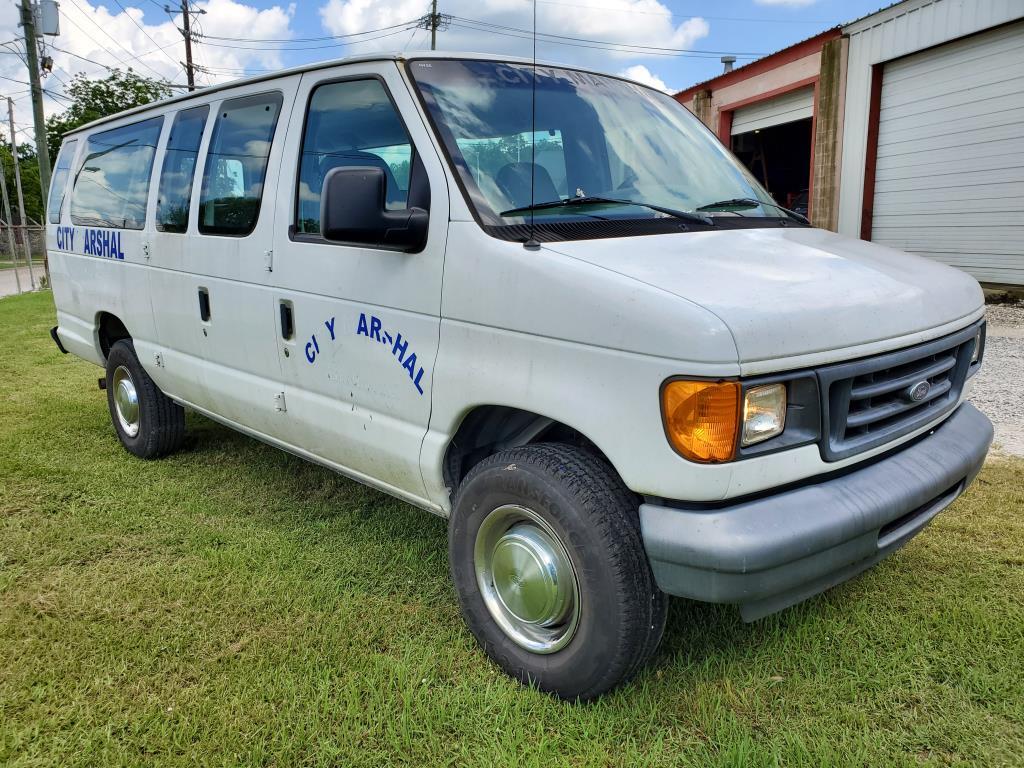 2006 Ford E350 Van