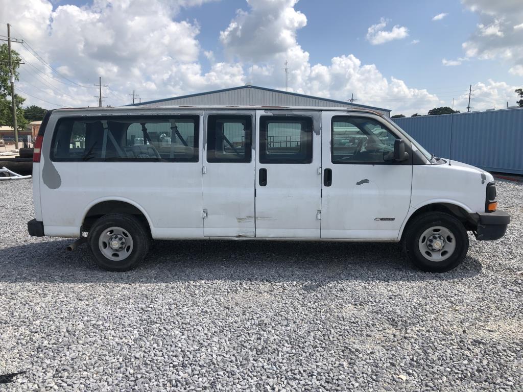 2003 Chevrolet Express Van